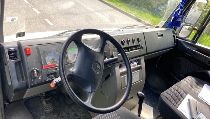 Mercedes-Benz Mercedes Vario 613D image