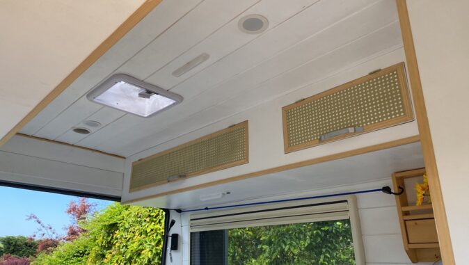 Mercedes-Benz Mercedes Vario 613D image