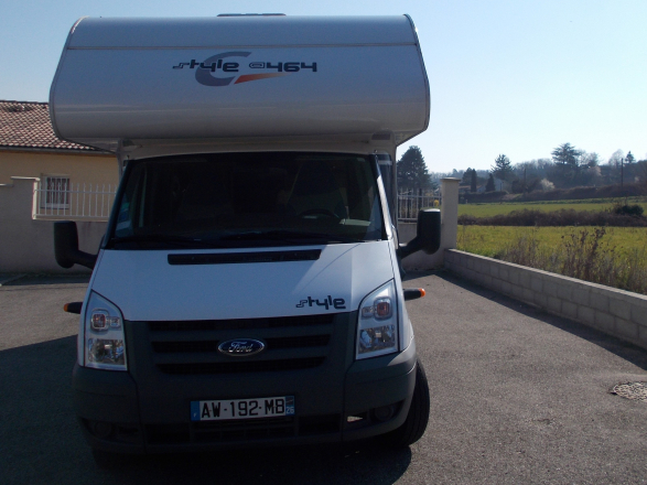 Ford CARADO capron image