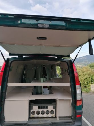 Mercedes HANROAD TREK image