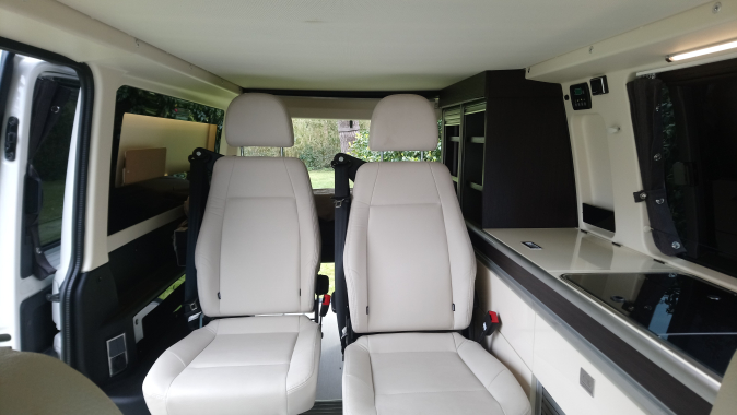 Volkswagen WESTFALIA T6 image