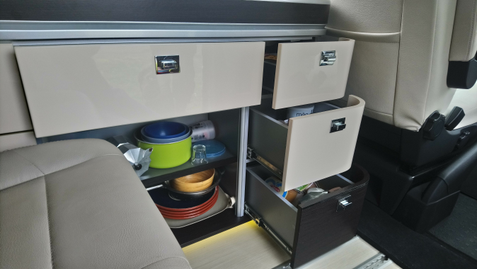 Volkswagen WESTFALIA T6 image