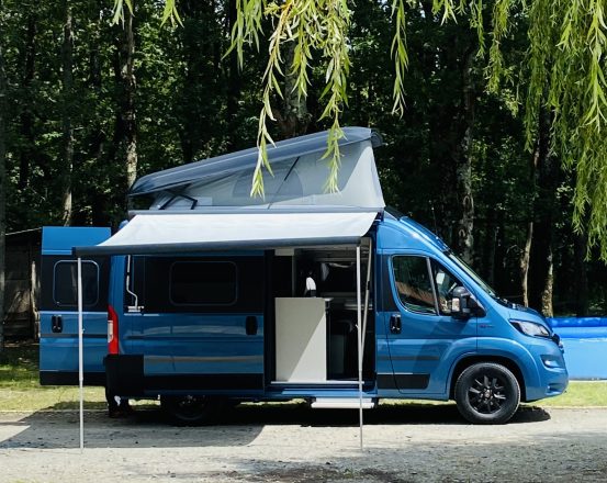 Fiat HYMERMOBIL Free van 540 blue évolution image