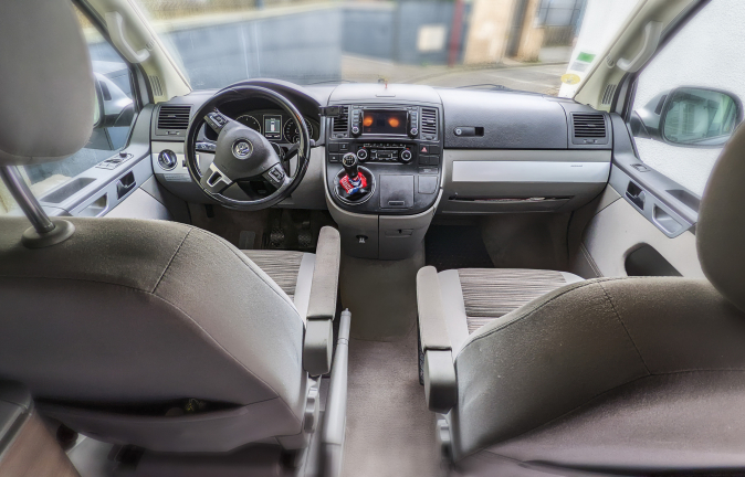 VOLKSWAGEN VOLKSWAGEN CALIFORNIA image