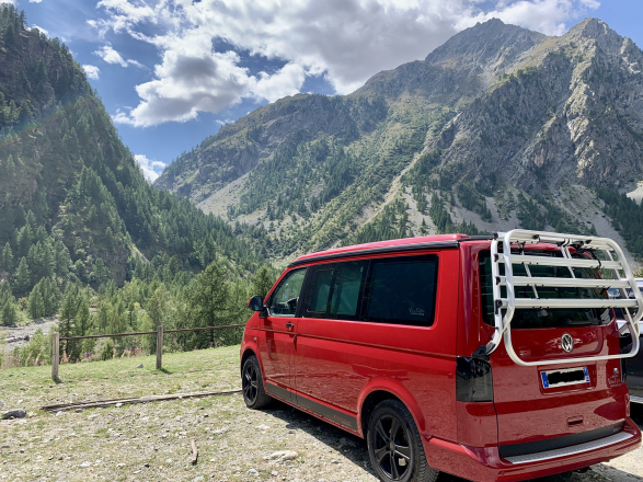 VOLKSWAGEN VOLKSWAGEN CALIFORNIA image