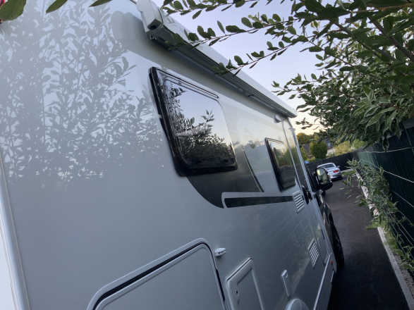 Citroen CARADO V337 image