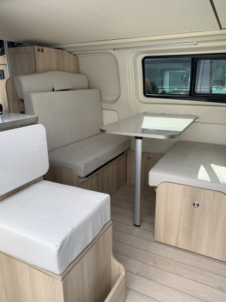 FORD DREAMER VANS image