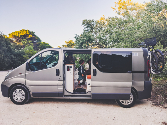 Opel VIVARO Moteur 2L 115cv image