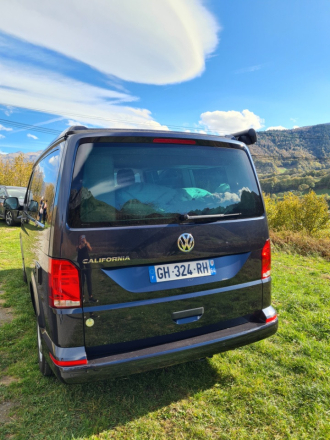 VOLKSWAGEN VOLKSWAGEN CALIFORNIA image