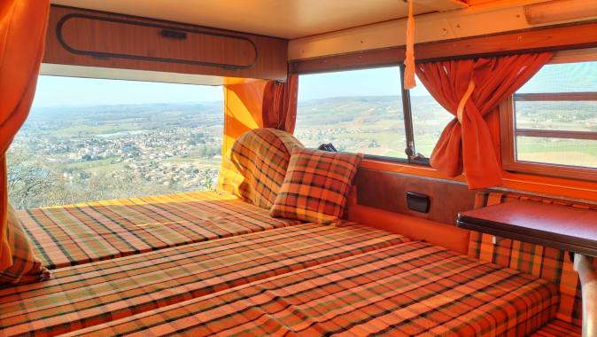 Volkswagen WESTFALIA T2B image