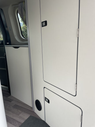 Ford AUTRE Nugget 185 BVA image