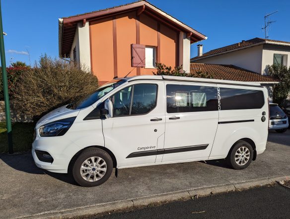 Ford CAMPEREVE Capland image