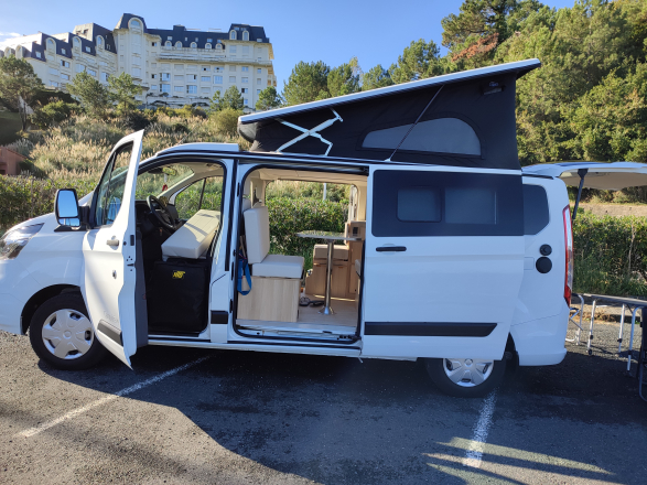 FORD CAMPEREVE COMPACT image