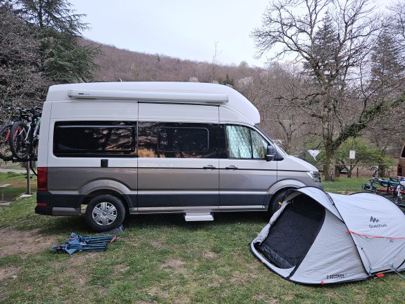 Volkswagen VOLKSWAGEN GRAND CALIFORNIA image