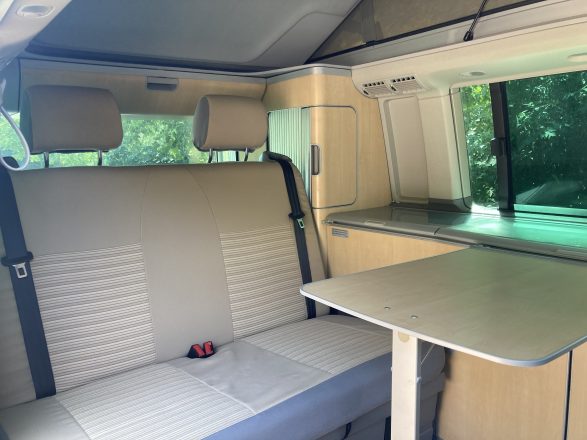 Volkswagen VOLKSWAGEN T5 California image
