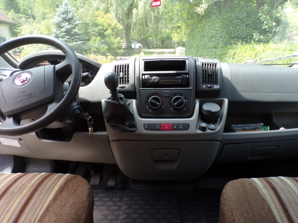 FIAT FONT VENDOME VANS image