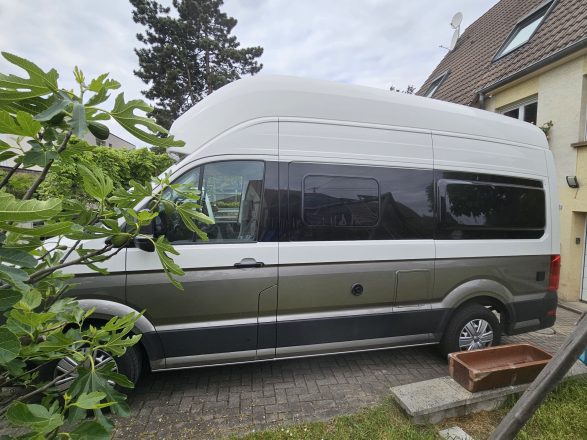 Volkswagen VOLKSWAGEN GRAND CALIFORNIA image