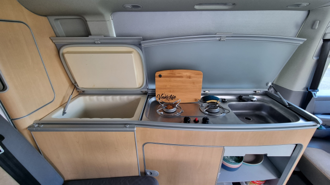  VOLKSWAGEN CALIFORNIA image
