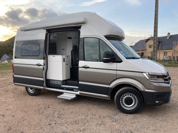 Volkswagen VOLKSWAGEN GRAND CALIFORNIA image