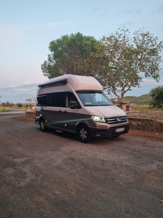 Volkswagen VOLKSWAGEN GRAND CALIFORNIA image