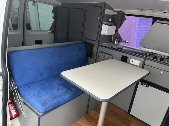 VOLKSWAGEN HANROAD TREK image
