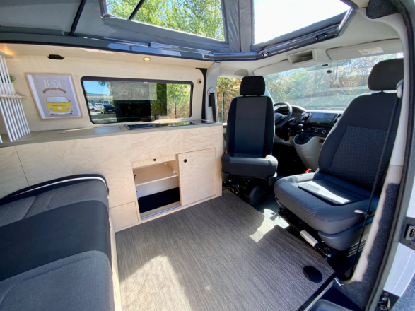  VOLKSWAGEN Transporter image
