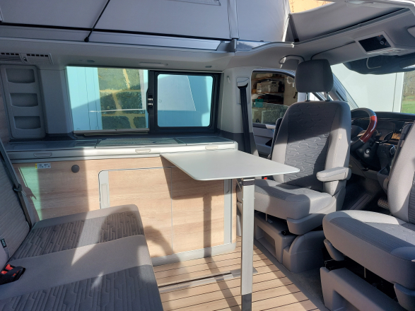 VOLKSWAGEN VOLKSWAGEN CALIFORNIA image