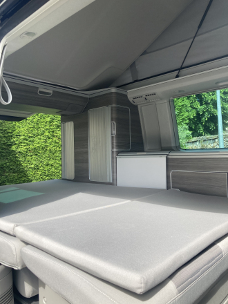VOLKSWAGEN VOLKSWAGEN CALIFORNIA image