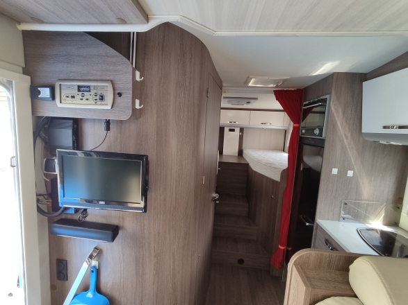 FIAT BURSTNER IXEO TIME image