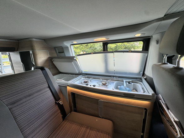 VOLKSWAGEN VOLKSWAGEN CALIFORNIA image