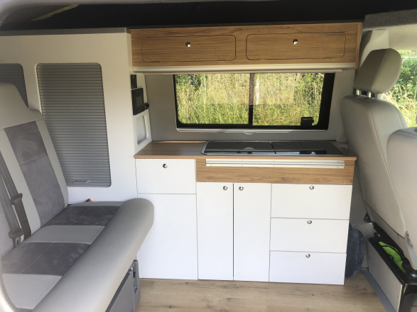 Volkswagen TRANSPORTEUR T6 image
