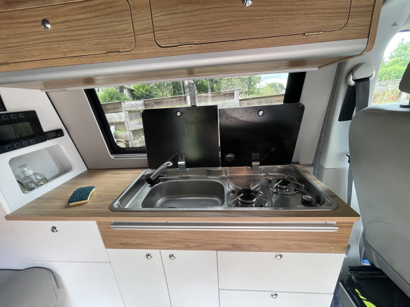 Volkswagen TRANSPORTEUR T6 image