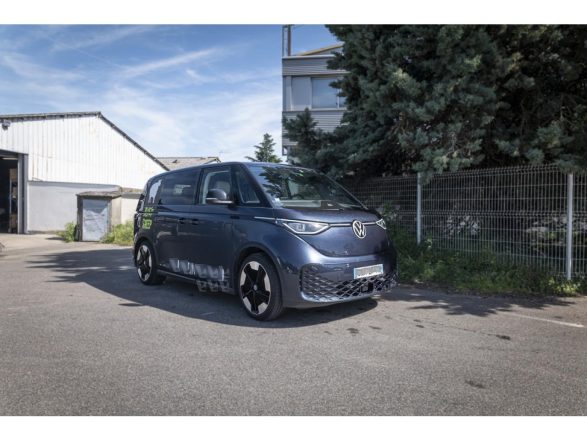 VOLKSWAGEN ID. BUZZ image