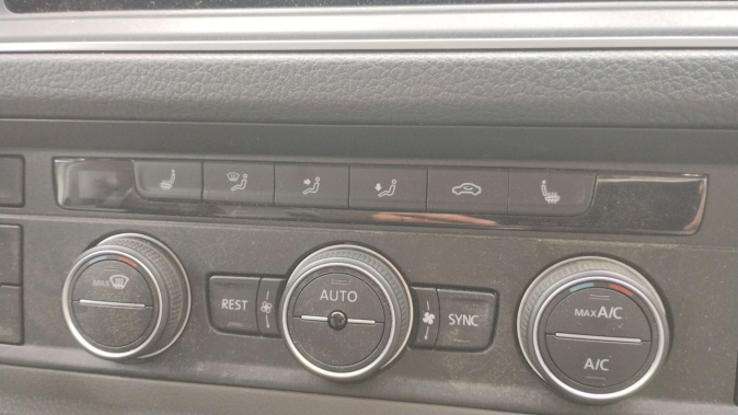 Volkswagen Grand California image