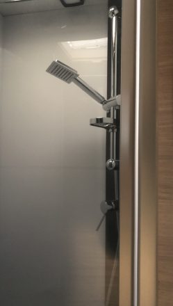 CHALLENGER 380 image