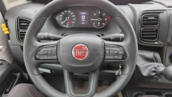 pilote  P746 FC ESSENTIELLE image