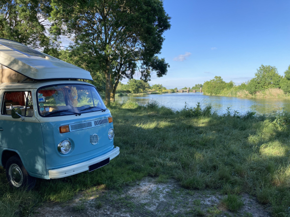 Volkswagen WESTFALIA T2b image