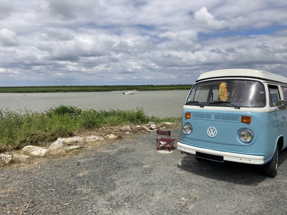 Volkswagen WESTFALIA T2b image