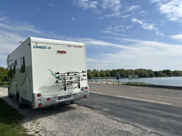 FORD CHAUSSON FLASH image