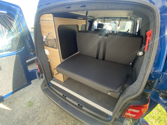 Volkswagen TRANSPORTEUR T6 TDI TYPE CALIFORNIA image