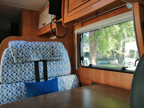 Ford CHAUSSON Flash 11 image