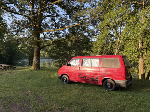 Volkswagen VOLKSWAGEN T4 image