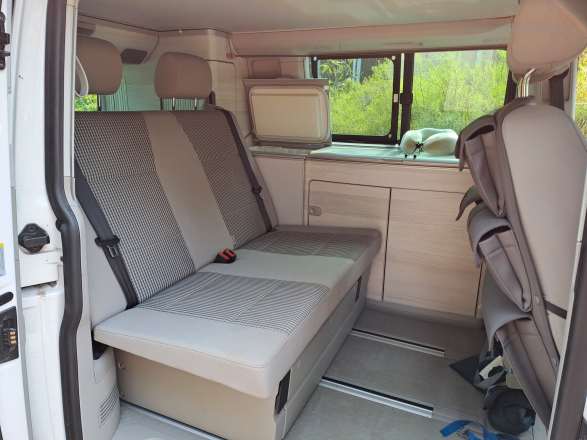 VOLKSWAGEN VOLKSWAGEN CALIFORNIA image