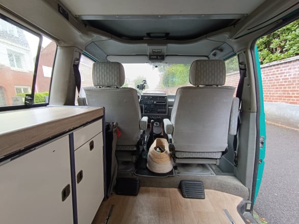 VOLKSWAGEN VOLKSWAGEN T4 Westfalia image
