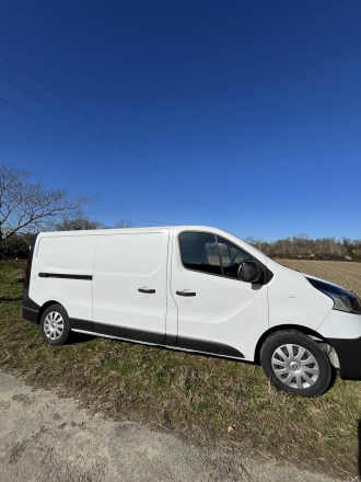 RENAULT MCC AUTO LOISIRS image