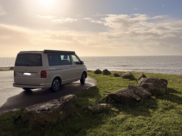 VOLKSWAGEN VOLKSWAGEN CALIFORNIA image