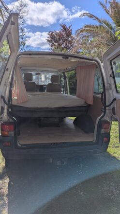 Volkswagen Custom T4 image