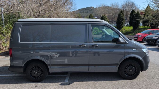 VOLKSWAGEN TRANSPORTER (T6 - 2015) 2.0 TDI 150 CV EU6 VAN BUSINESS LINE L1H1 2.8T STYLEVAN BASE 3005 COURT image