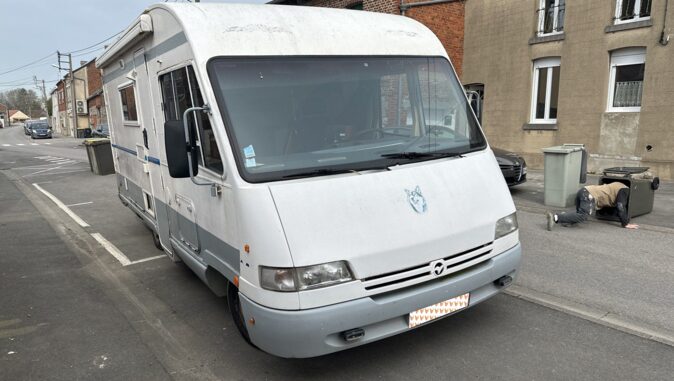 Peugeot Pilote galaxy Boxer image