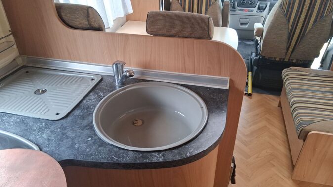 FIAT DUCATO II 2.3 JTD 130 CV 35L 3.5T BURSTNER LEVANTO A 576 image